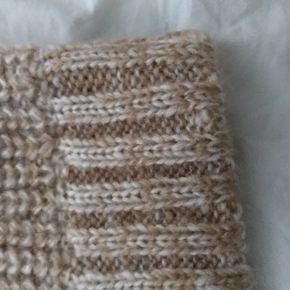 Reaction Kenneth Cole Neck Scarf - Picture 6 of 11